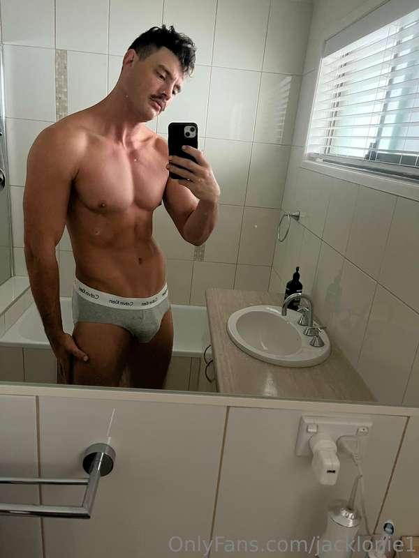 Good morning😏