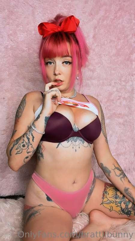 I only need to make 200$ more for my next goal 💗💕 lmk if you..