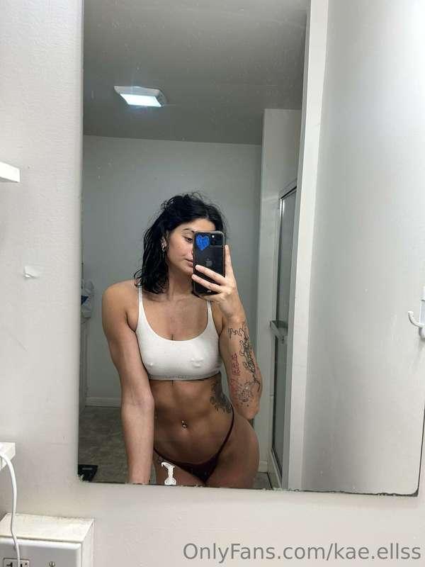 Been off for a little bit babe but I’m back and hotter than ..