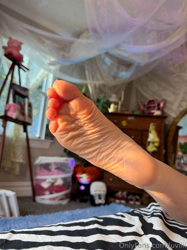 My soles in this lighting >>>