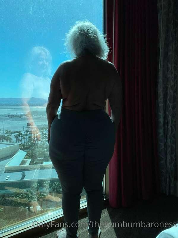 thebumbumbaroness image #22