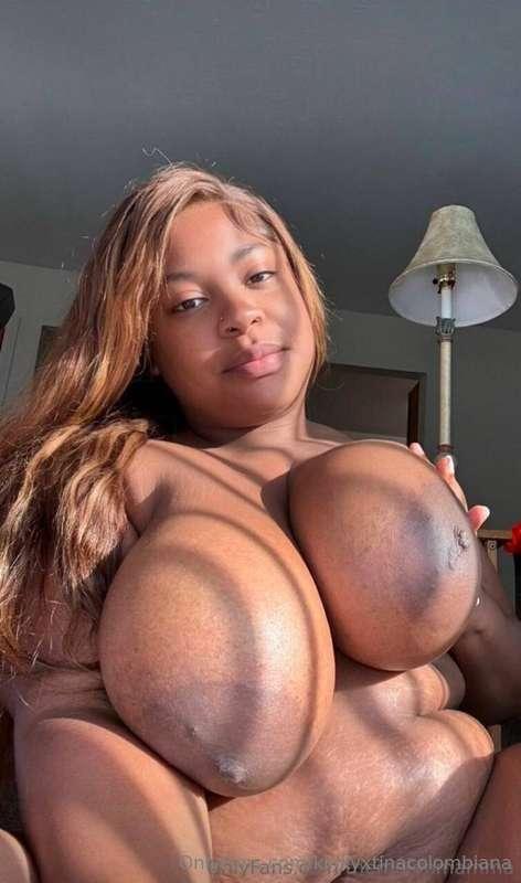 🔞 FREE BUSTY BBW gets a kick out of milking and draining you..