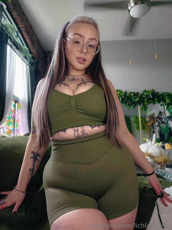 Do you still think I'm hot with glasses? 🥺