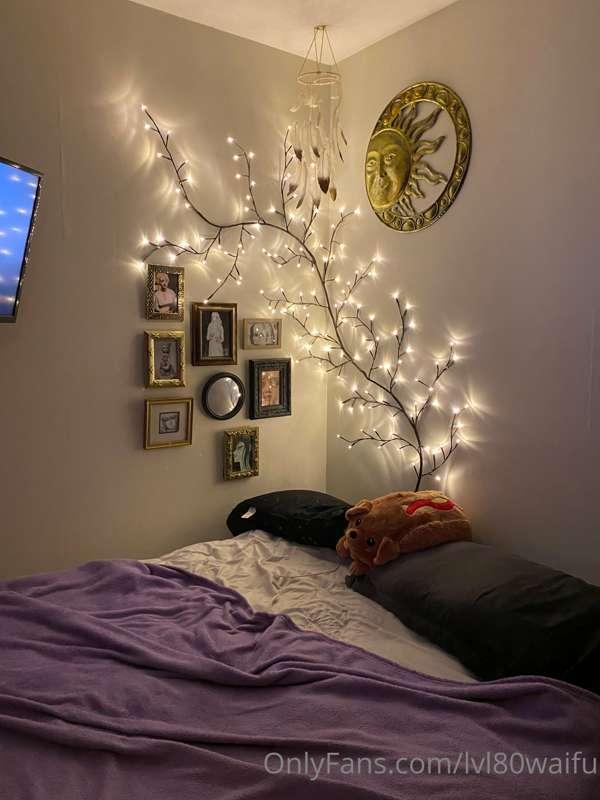 my room makeover is still coming along. I need a new bed set..