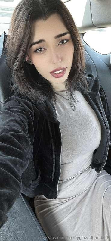 Out and about today 🖤
