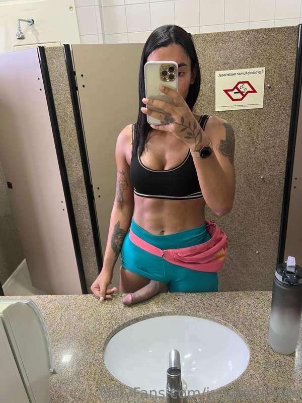 I had a great time at the gym... 
gozei gostosoo na academia..