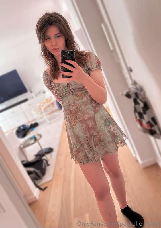 Would you take me on a romantic dinner? 🥰 Y or N?