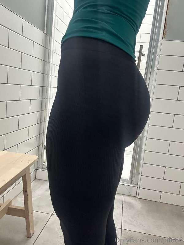 do you think the squats were worth it? 🤍