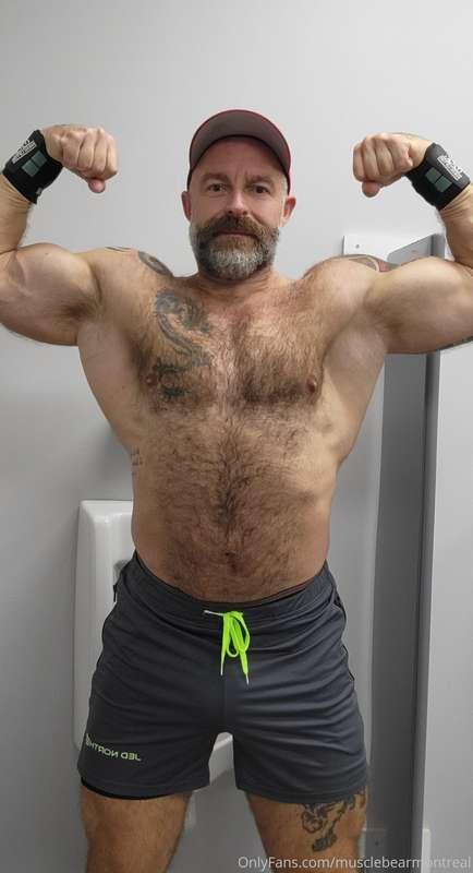 It's bulking season! Let's get bigger and beefier @musclebea..