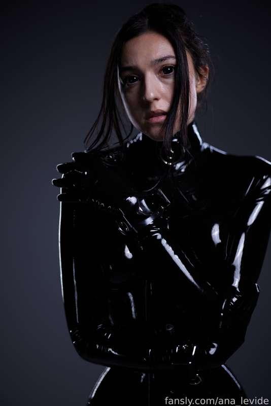 ana_levide image #357
