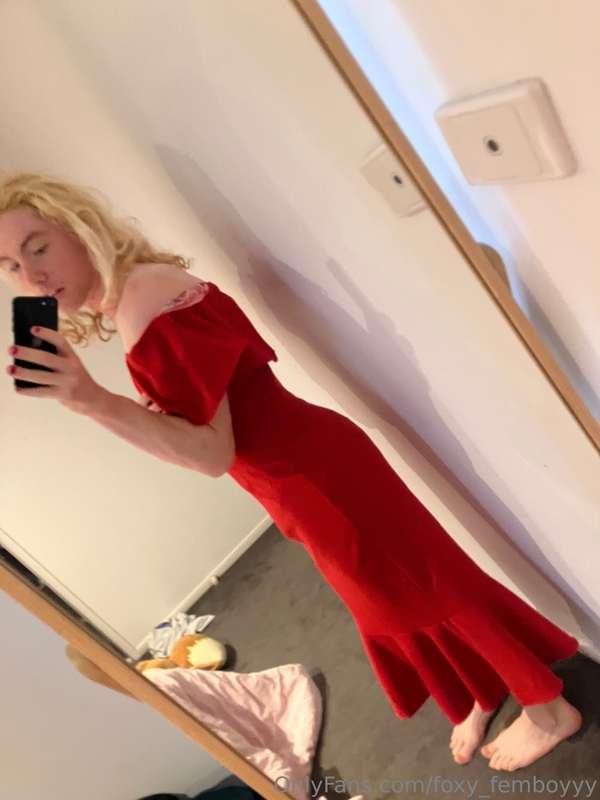 Sexy red dress! Where would you take me if I wore this for y..