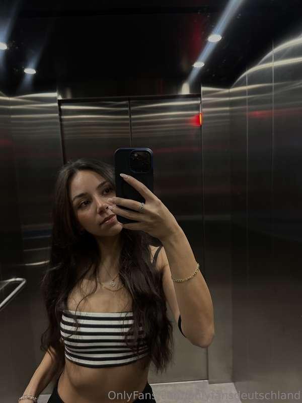 @luana.hoffmannHallo! 👋 Ich bin Luana, 22 Jahre alt, komme a..