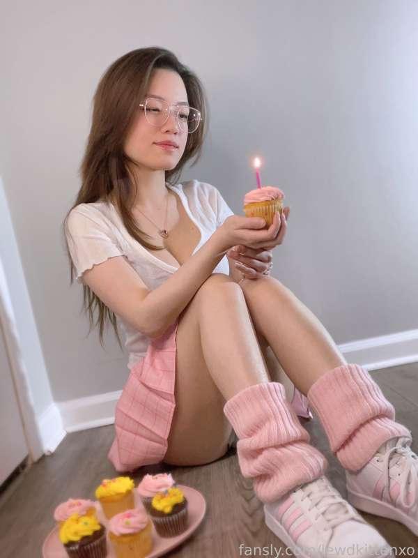 lewdkittenxo image #3