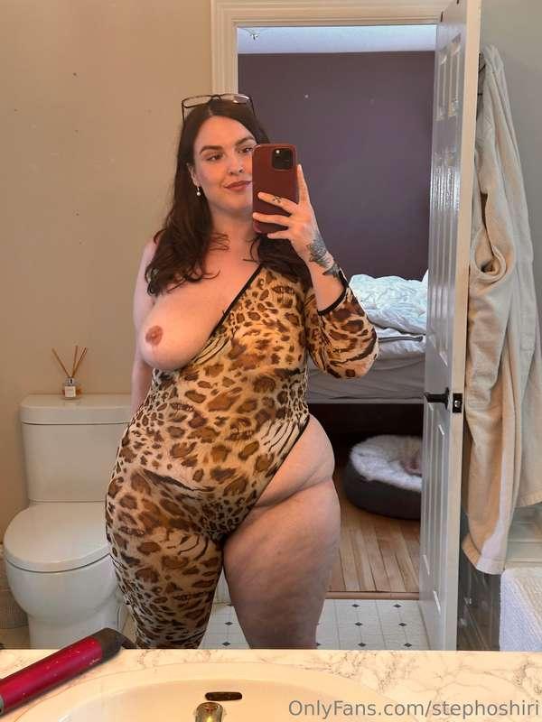I’ve been losing weight. How do I look? 🥹