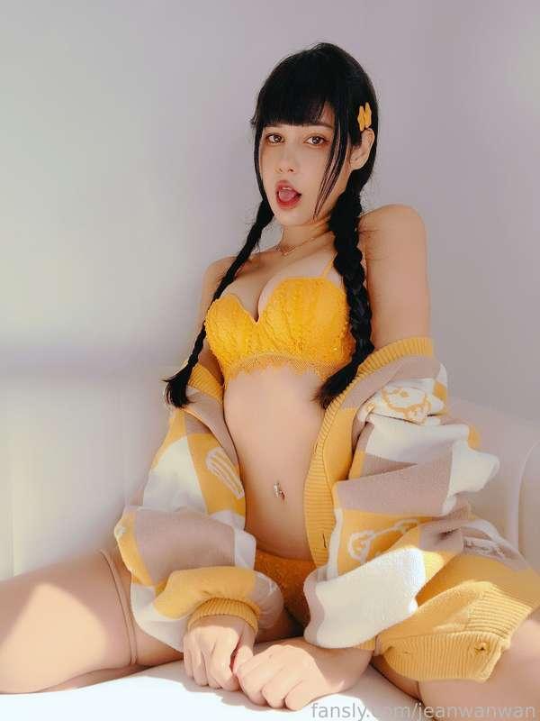 jeanwanwan image #1