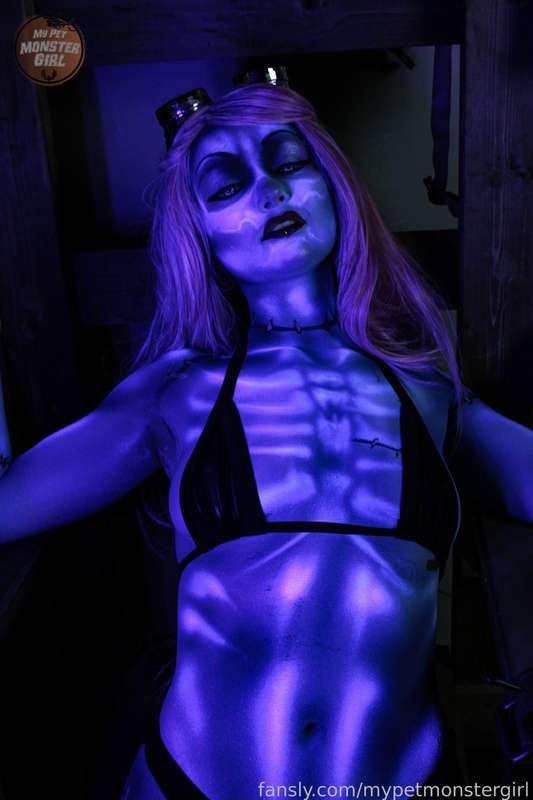 mypetmonstergirl image #5