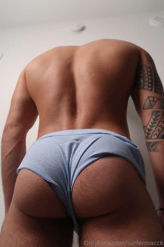 Like what you see? My ass has that effect 🍑