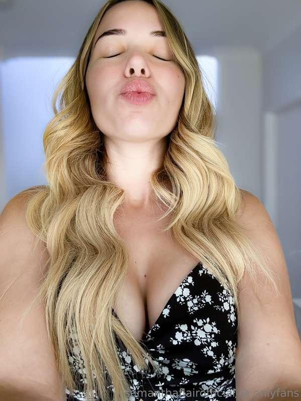 samanthaflairofficial image #2