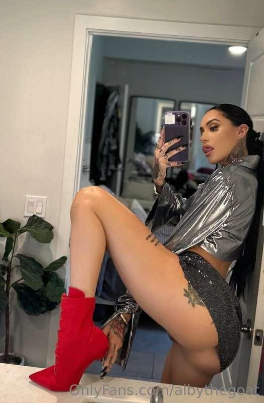 New content dropping soon 💋