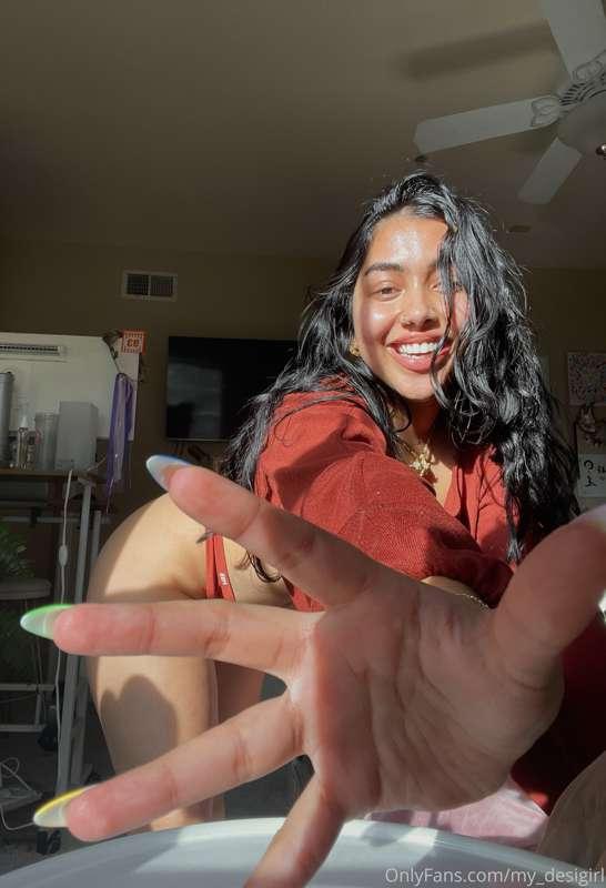 pretty bitch 💖 no makeup :)
