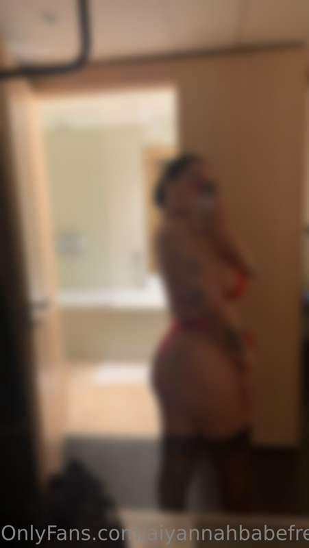 Many of you keeping asking me for a new video 😈
Here it is 💦..