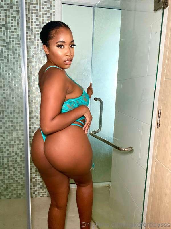 ## Am i breeding material? 👀
