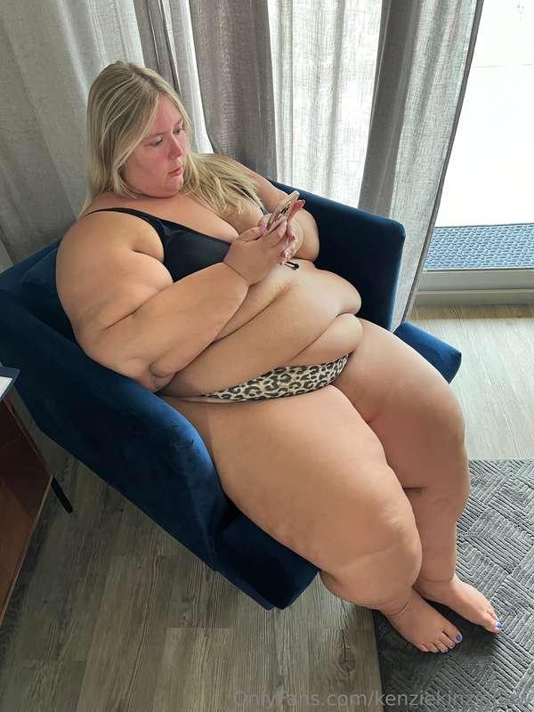 kenziekinziebbw image #3