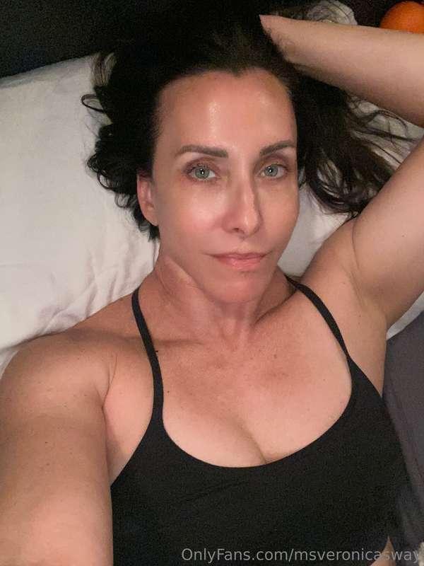 Well that was quite the long weekend I’m already in bed 💀Tom..