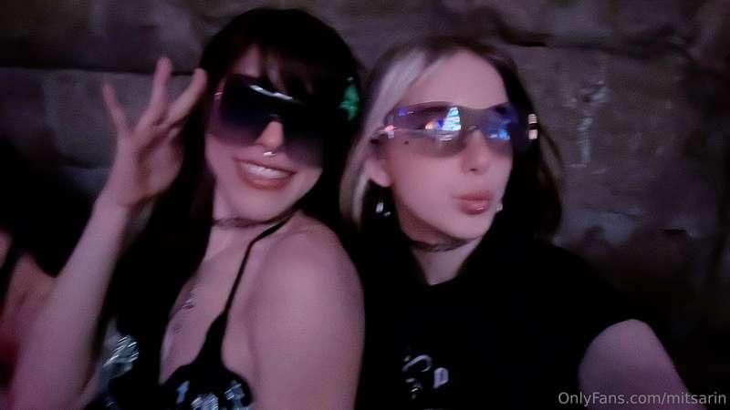 Pics from when we were pretty 🥴🍹 in the night 
