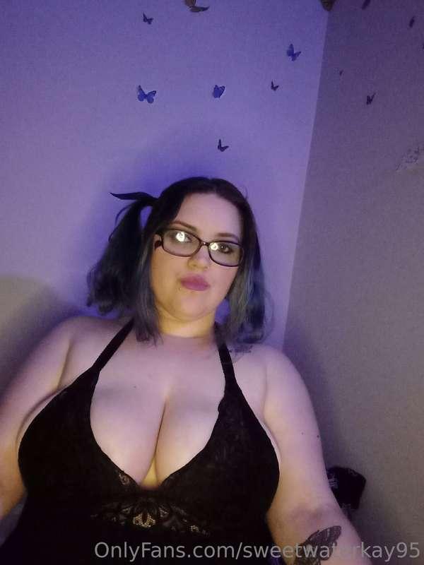 Love how big my tits look 😜