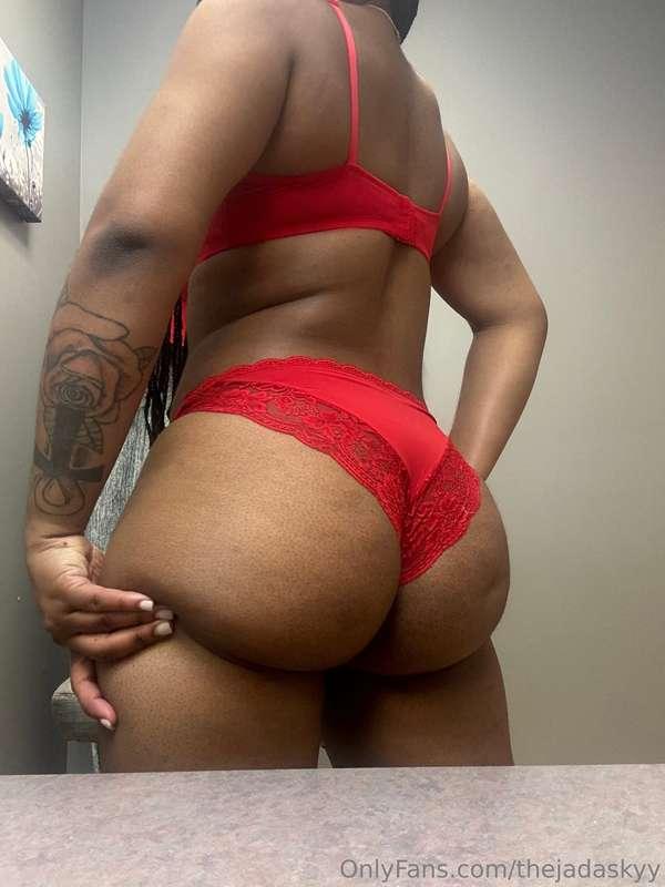 Hope you guys had a fantASStic Sunday 💋😉!