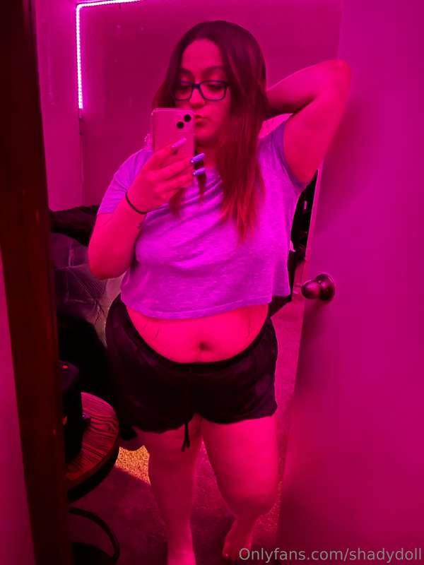 I want it right here 😏 now fill me up 💦