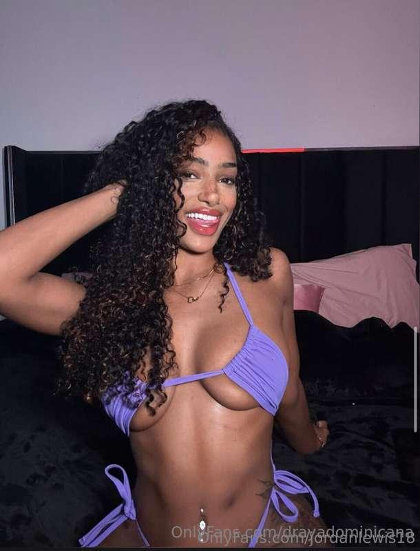 🚨 SUPER SQUIRT LIVE NOW🚨freckled dominican beauty @drayadomi..