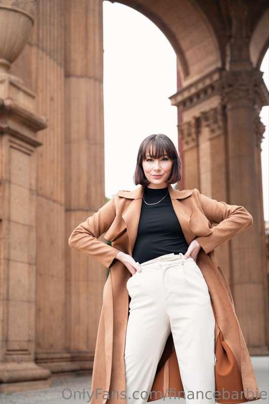 Level up your summer travel game with these essential hacks!..