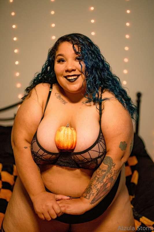 Pumpkin season 🎃📸 symphonicshoots 