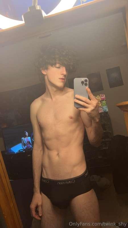 twink_shy image #2