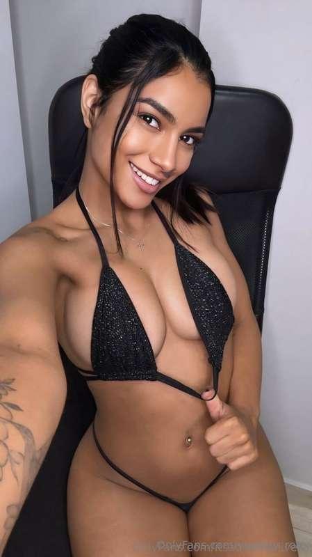 Brazilian Hot Beauty @itsadrianaolivera 😍❤️SHE WILL TEASE YO..