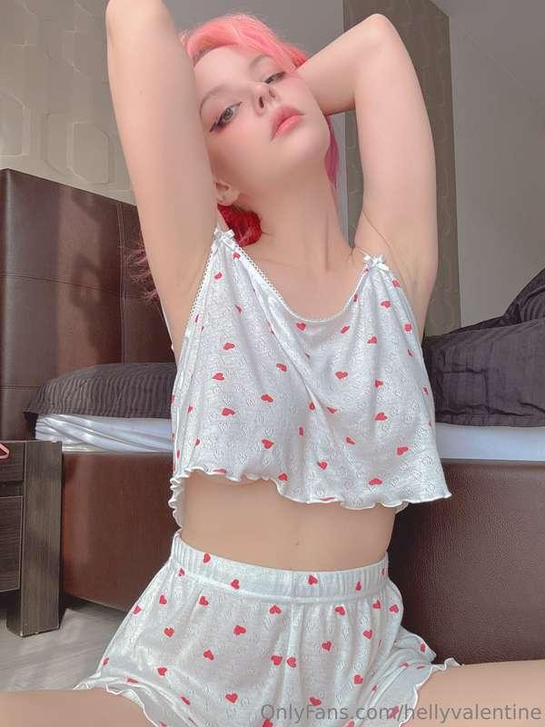 hellyvalentine image #17