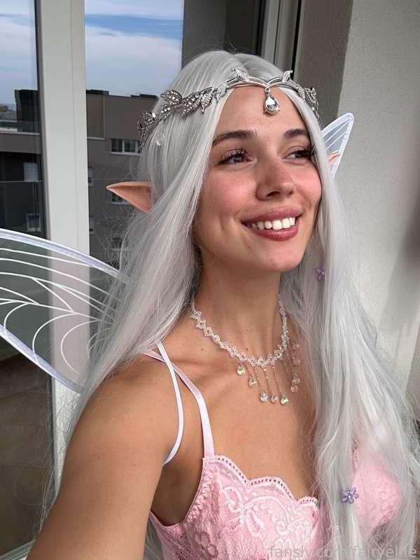 Fairy Elfie ❤️

#fyp #elf #fairy #cleavage #prettygirl