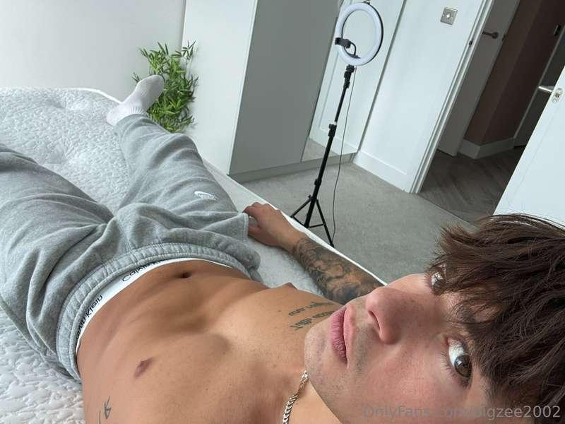 Head before we get out of bed? 😏