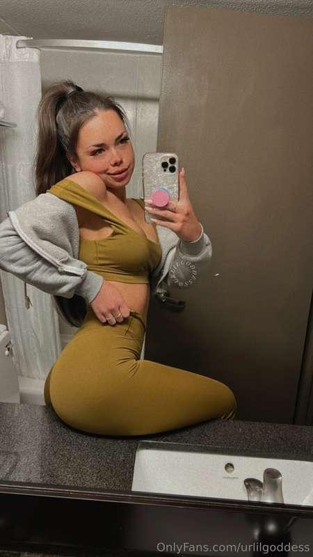 Anyone feeling a lil horny out there? 😏