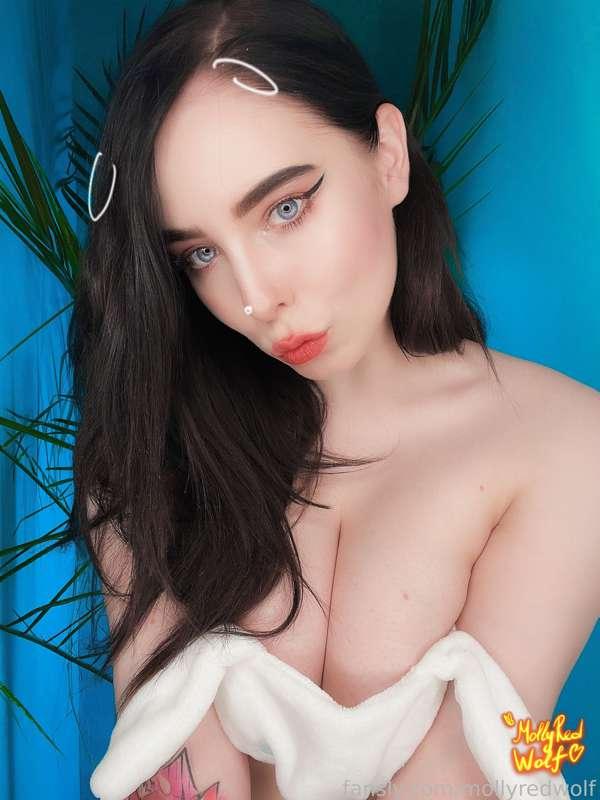 mollyredwolf image #55