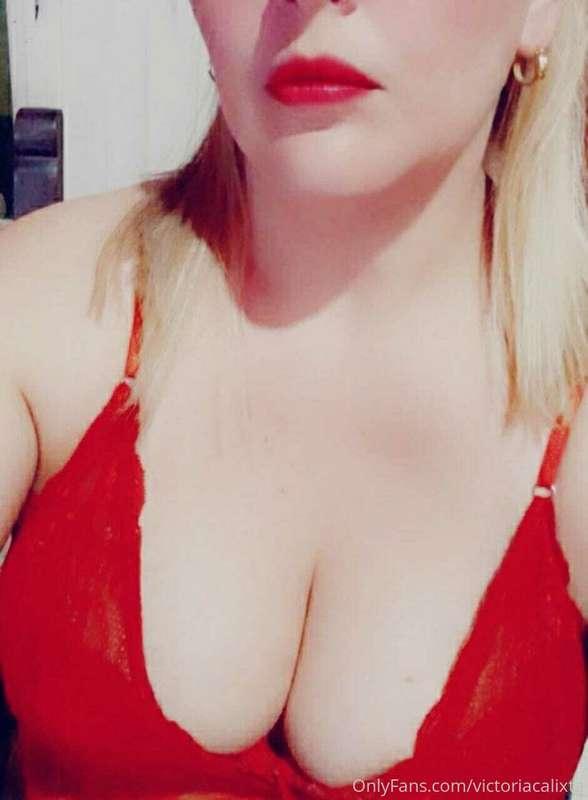 Online vey hot  @victoriacalixta