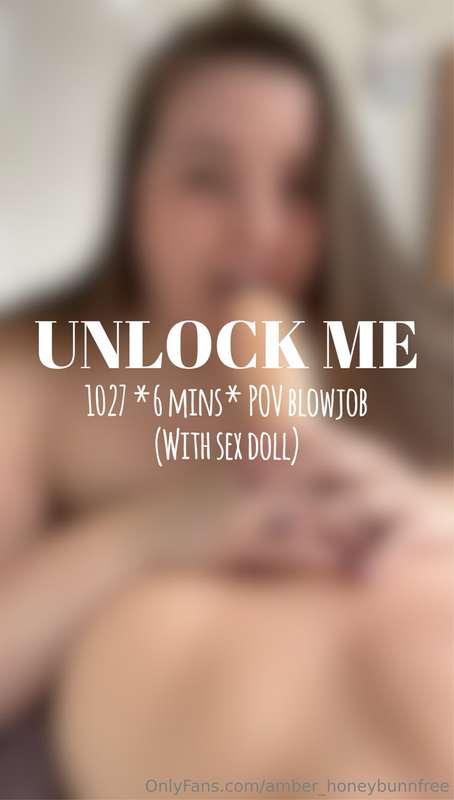 **WATCH ME SUCK MY SEXDOLLS COCK, WHILST IMAGINING IT'S YOU*..