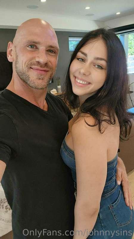 Random hookup BOGO 2 for 1 deal 🔥 tinder date sex tapes!! 