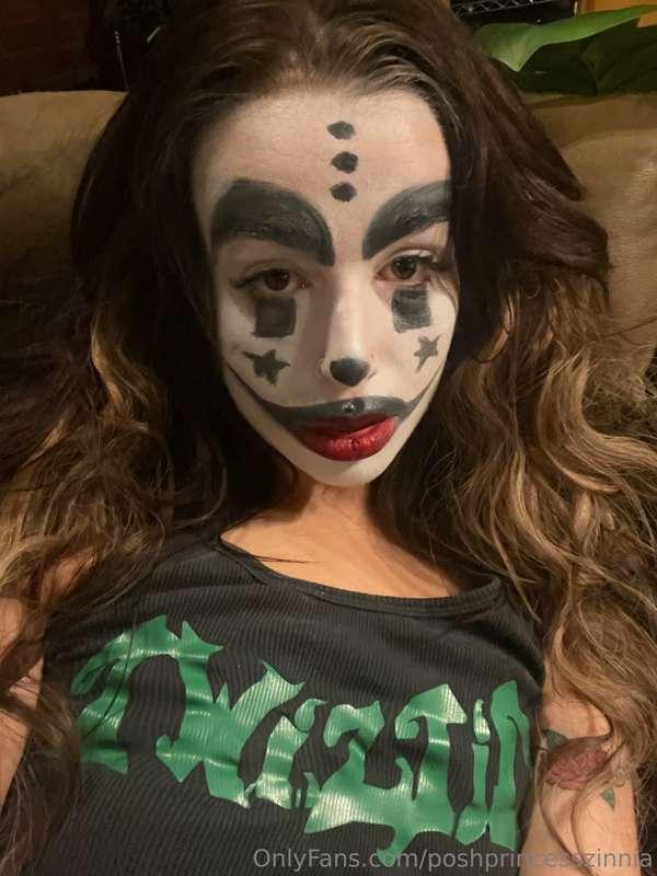 Happy Halloween babes 😇