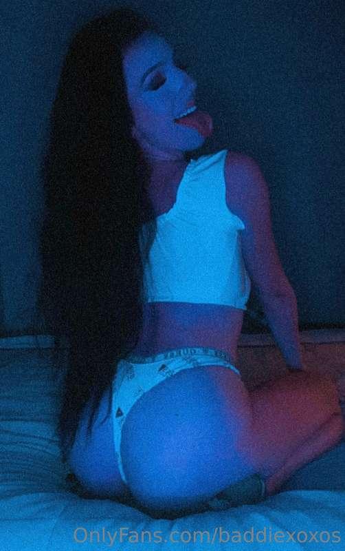 sweet dreams think of me 👀😈🤍