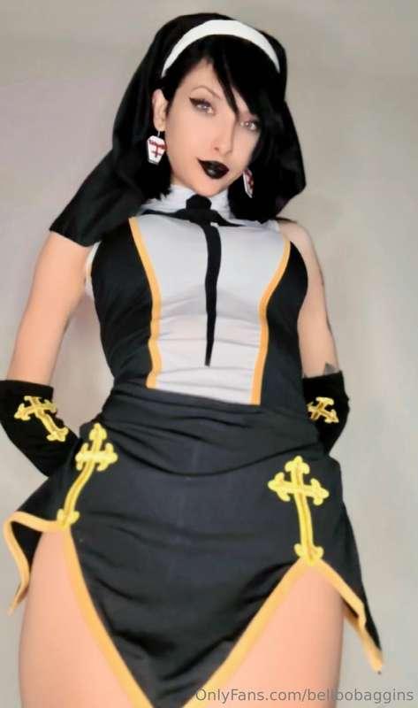 Your holy slut is ready to cleanse you 🖤