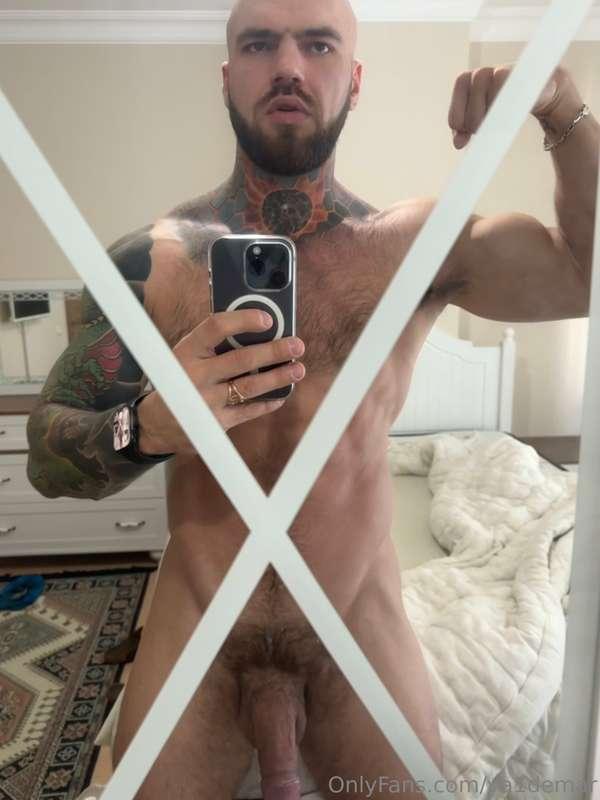 Look at my semi soft cock and keep in mind what a real hunk ..