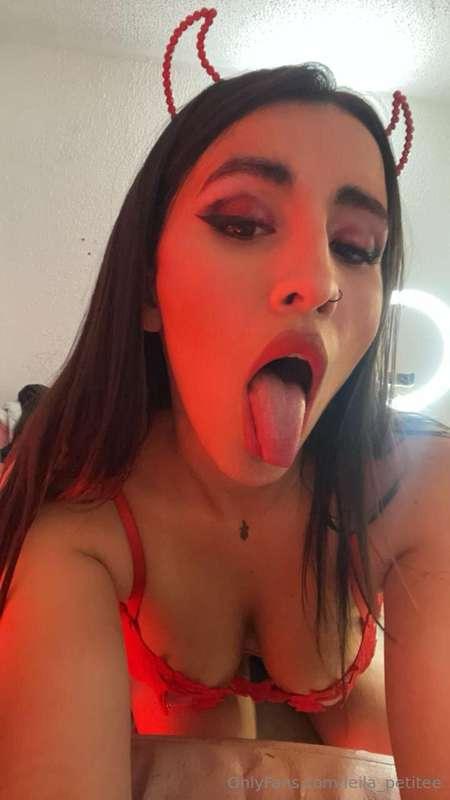 leila_petitee image #6